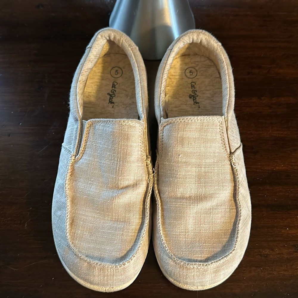 Boys size 5 Cat and Jack shoes